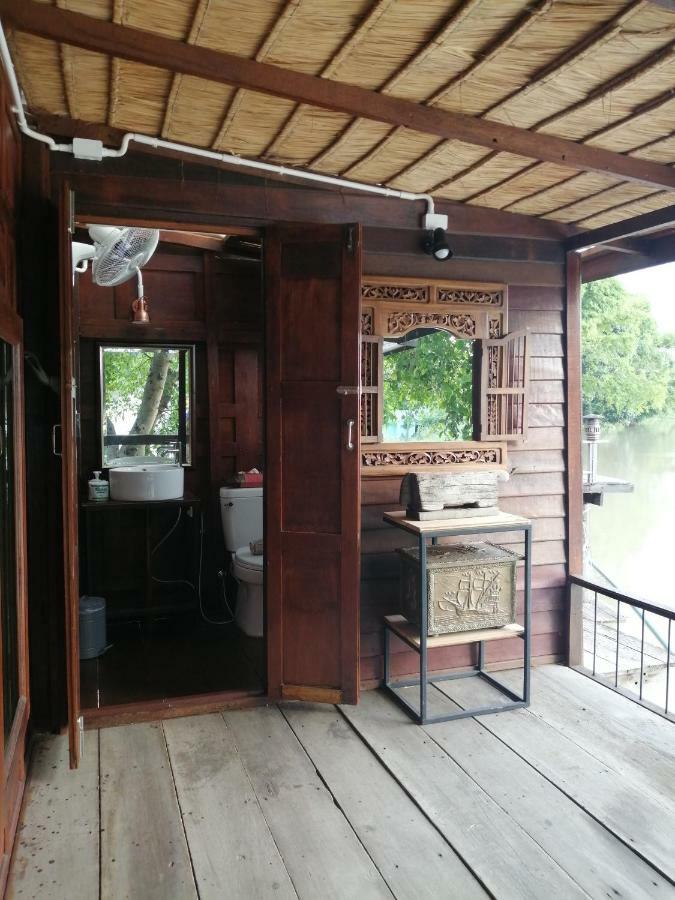 Rustic​ Charm​ Suphan​ Ban Tha Pong Exterior photo