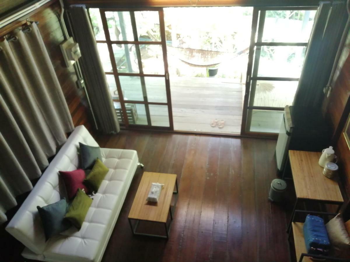 Rustic​ Charm​ Suphan​ Ban Tha Pong Exterior photo