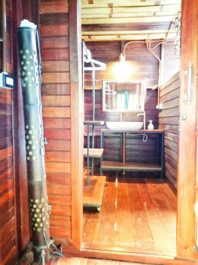 Rustic​ Charm​ Suphan​ Ban Tha Pong Exterior photo