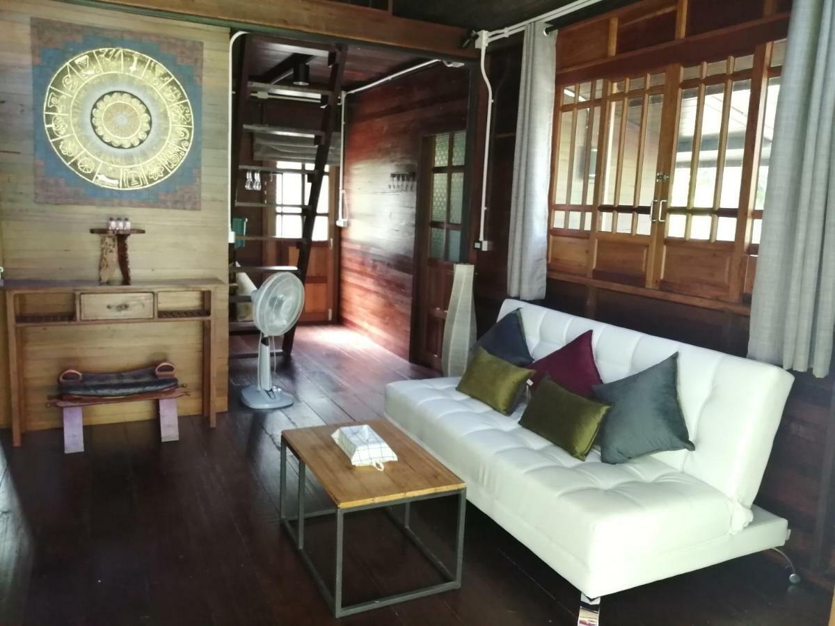 Rustic​ Charm​ Suphan​ Ban Tha Pong Exterior photo
