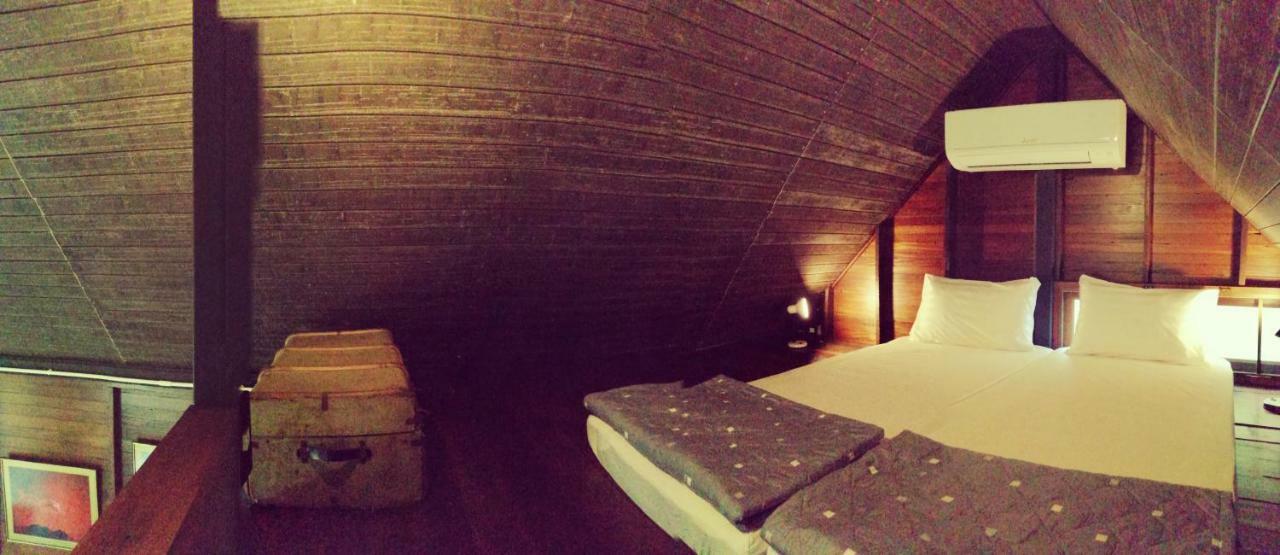 Rustic​ Charm​ Suphan​ Ban Tha Pong Exterior photo