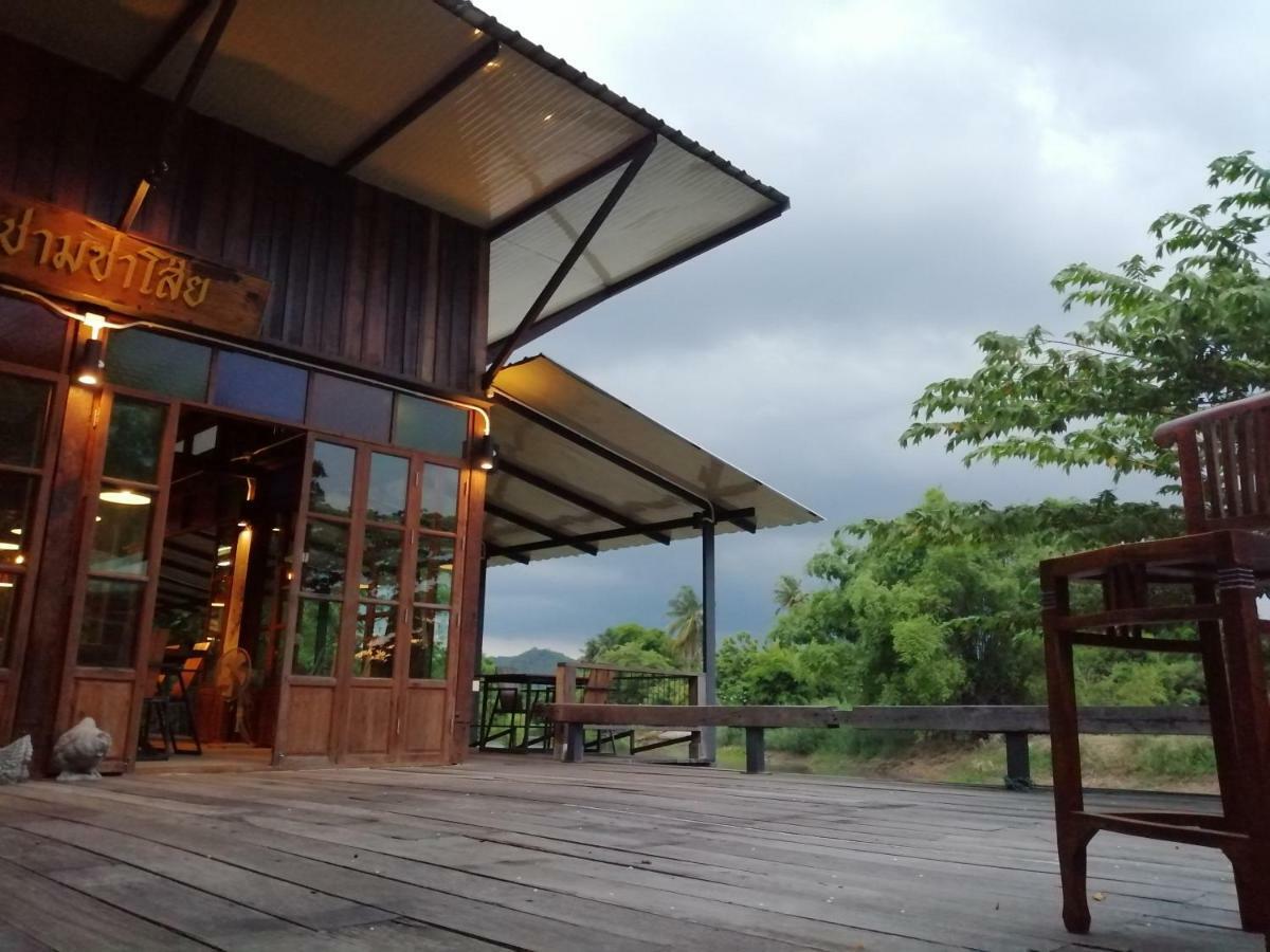Rustic​ Charm​ Suphan​ Ban Tha Pong Exterior photo